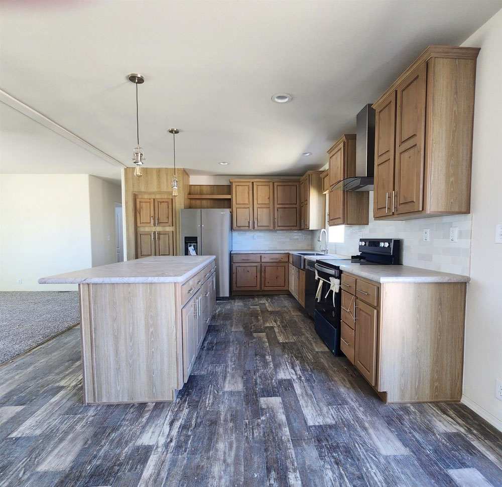 Spacious and functional kitchen in the Fleetwood Sunbeam 28563N