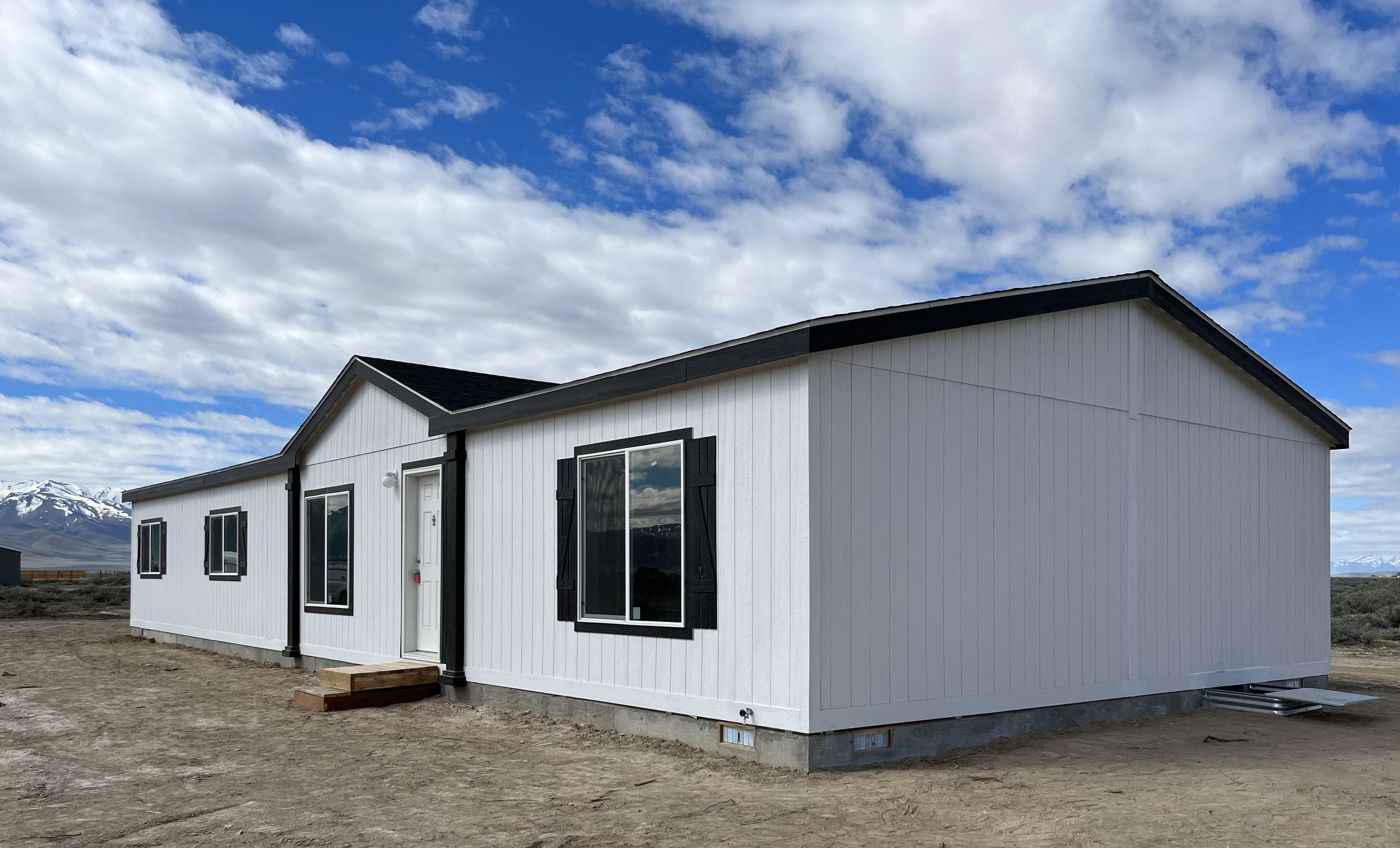 Cavco Broadmore 28683B modern farmhouse exterior - Jensen Homes Nampa ID