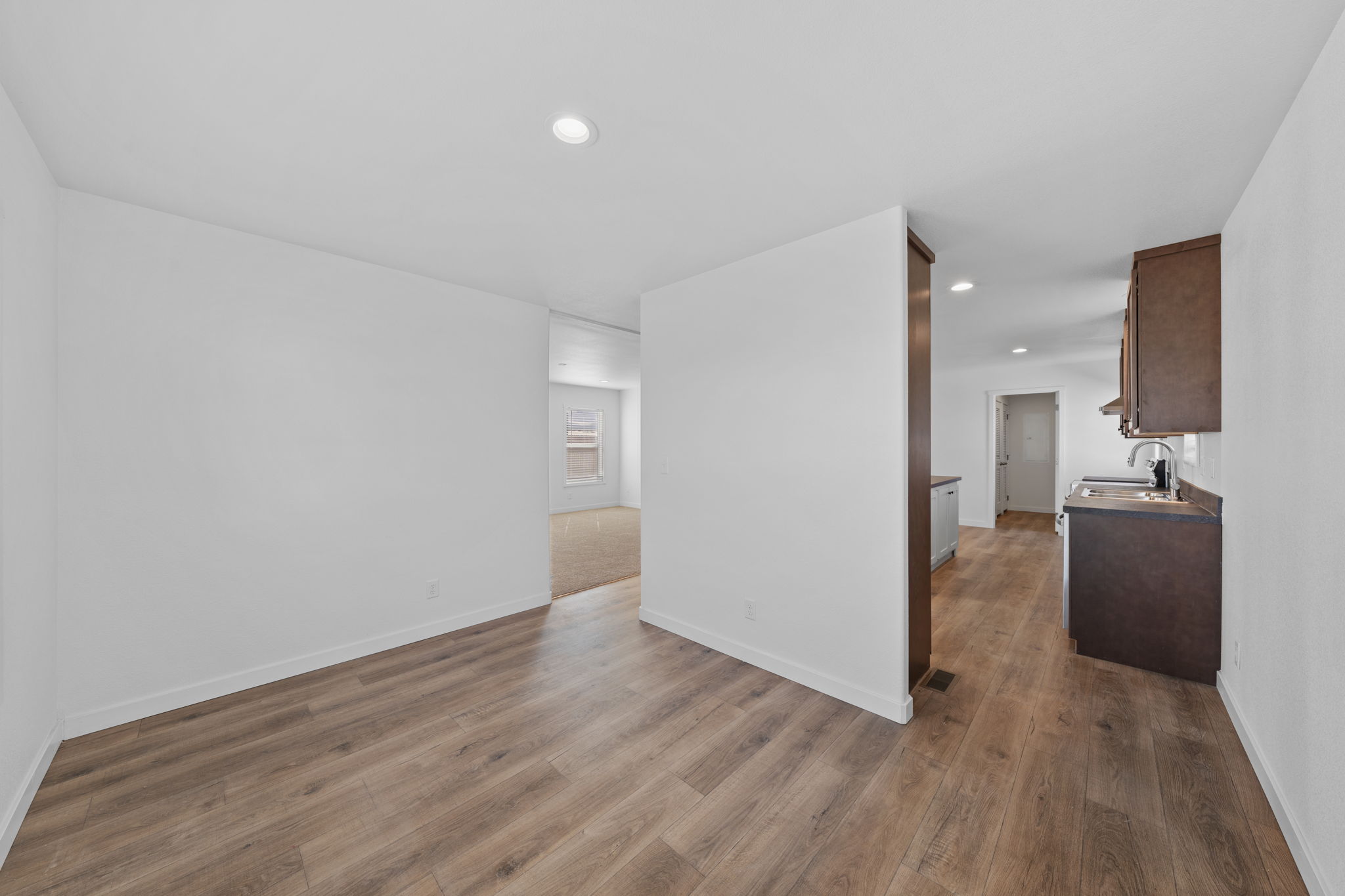 Large windows provide plenty of natural light in the Clayton Tempo 