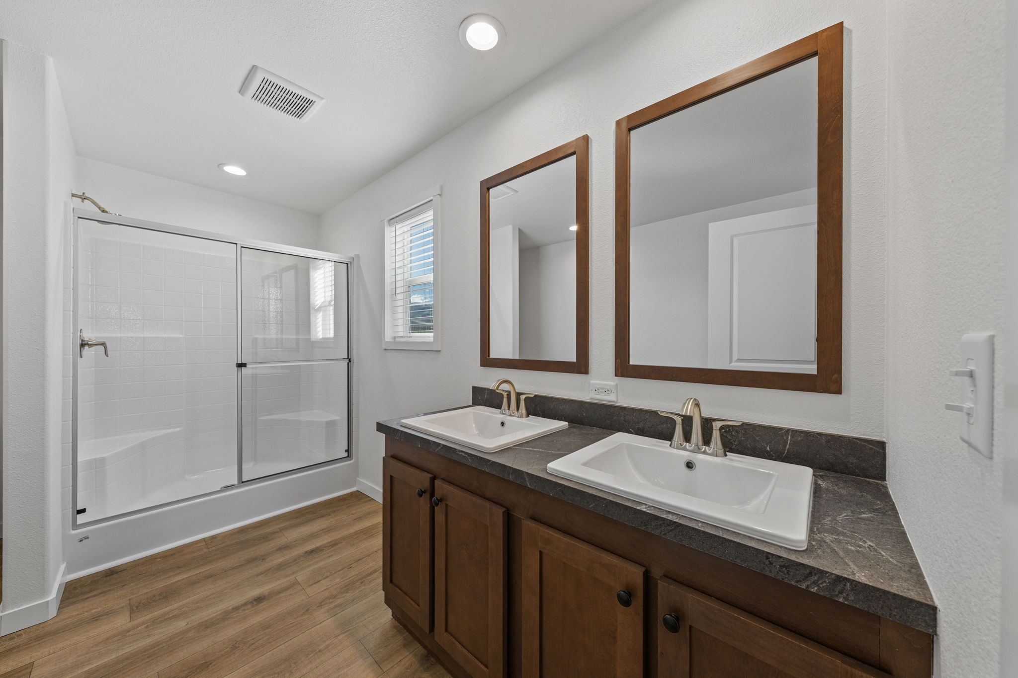 Large walk in shower in this 56' manufactured home.